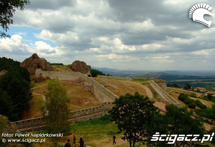 forteca mury Bulgaria i Rumunia na motocyklach - be hardcore