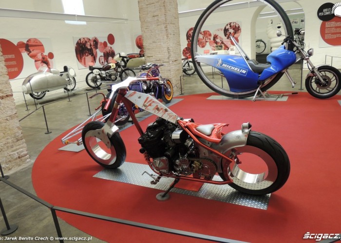 Muzeum motocykli w Barcelonie 43