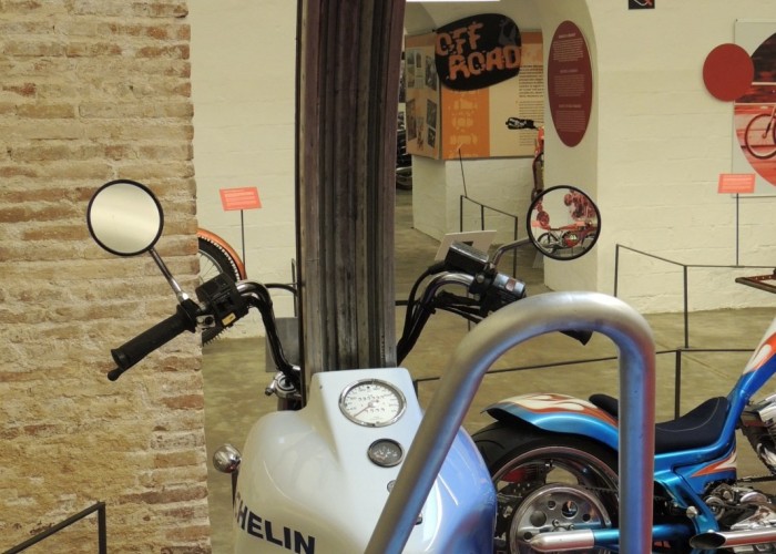 Muzeum motocykli w Barcelonie 68 Michelin
