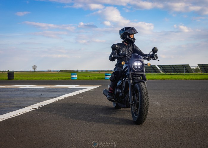 01 Honda CMX500 Rebel 2022 test motocykla Marlena Dudek