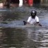 Amfibiohonda motocykl przeciwpowodziowy - Honda w wodzie