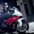 BMW S1000RR w towarzystwie wampirow - zly wampir