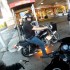 Pechowy motocyklista pozar na stacji benzynowej i gleba - pozar na stacji