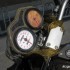 Skorzane Ducati Monster idealne na ranczo - zegary