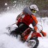 Zalamanie pogody wieszczy koniec motocyklowego sezonu - Enduro na oponach kolcowanych zima