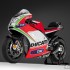 Desmosedici GP 12 oficjalnie zaprezentowane - Ducati GP12 2012 lewy przod