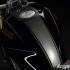 Ducati Monster 1100 Evo 2011 wieksza moc i lepsze wyposazenie - Ducati Monster 1100 Evo zbiornik paliwa