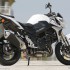 GSR750 badamy zawartosc zadziornosci w zawadiace - muskularny wyglad suzuki gsr750 2011 test motocykla 19