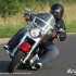 Harley-Davidson Switchback 2012 zmiennoksztaltny - na kolano