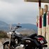 Harley-Davidson nowe modele na rok 2012 - stacja benzynowa