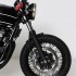 Kawasaki Zephyr 750 w wersji cafe racer - Wrench Monkees przod motocykla kawasaki zephyr 750 cafe racer