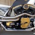 Mickey Rourke odbiera swoj motocykl od Rolanda Sandsa - detale silnika