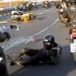 Motocyklowe domino multi-wypadek na autostradzie - kraksa