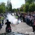 Rozpoczecie Sezonu Motocyklowego Srem 2012 - palenie przed brama
