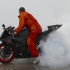 otwarcie sezonu motocyklowego 2008 warszawa bemowo - gsx-r 1000 guma palenie rozpoczecie sezonu 2008 a mg 0384