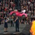 Nitro Circus Live motocyklowe emocje w trakcie zimy - skoks samochodem barbie