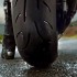 films - 2 3 sekundy szybciej na 5 km i 2 wiekszy kat na mokrym opony motocyklowe Metzeler Sportec M9RR