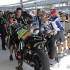 Amerykanska runda motocyklowego grand prix zdjecia z Indy GP 2012 - tlum w paddocku