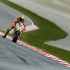 Grand Prix Malezji 2012 motocykle w deszczu - Rossi wystawia noge