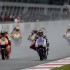 Grand Prix Malezji 2012 motocykle w deszczu - Sepang wejscie w zakret