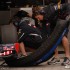 Verva Street Racing 2012 - Zdejmowanie kocy grzewczych z bolidu F1