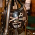 Motocykle customowe i egzotyczne na targach EICMA fotogaleria - czaszka na kasku