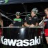 World Superbike przykuwa uwage nie tylko wyscigami - Box Kawasaki Imola 2013 dziewczyny