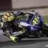 MotoGP Kataru fotogaleria - Rossi na kolanie