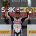 World Superbike Imola wyscigi widziane przez obiektyw - Jonathan Rea podium