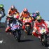 MotoGP Phillip Island zdjecia z najlepszego wyscigu w sezonie - iannone uderza w mewe