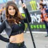 MotoGP ponad 150 zdjec z GP Francji - monster girl brunetka
