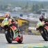 MotoGP ponad 150 zdjec z GP Francji - zawodnicy aprilia le mans 2016