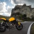 Ducati Monster 821 galeria zdjec - zolty motocykl ducati