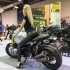 Targi motocyklowe Moto Expo 2017 w obiektywie galeria zdjec - Targi motocyklowe Moto Expo 2017 BMW R Nine T hostessa