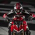 Ducati Streetfighter V4 220 KM i V4 w pieknym nakedzie z Bolonii - MY20 DUCATI STREETFIGHTER V4 S AMBIENCE 04 UC101668 Mid