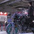 Eicma 2021 powrot wielkich targow motocyklowych galeria zdjec - 095 Targi EICMA 2021 hostessa mt10