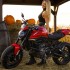 Najnowsze Ducati Monster w tescie i wspolczesna Wonder Woman - 01 Ducati Monster Plus 2021 Daria Latala