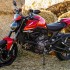 Najnowsze Ducati Monster w tescie i wspolczesna Wonder Woman - 02 Ducati Monster Plus 2021