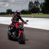 Testy prasowe Ducati Monster 2021 galeria zdjec - 04 Testy prasowe Ducati Monster 2021