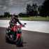 Testy prasowe Ducati Monster 2021 galeria zdjec - 10 Testy prasowe Ducati Monster 2021