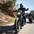 HD Nightster 2022 czy tego oczekiwali Harleyowcy - 01 Harley Davidson Nightster 2022 jazda w grupie