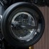 Yamaha XSR900 test motocykla - 28 Yamaha XSR900 reflektor