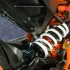 Duke 390 na rok 2024 KTM odrobil lekcje zdjecia - 36 KTM Duke 390 model 2024 amortyzator tyl