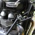 Triumph Thruxton 900 z koszem Watsonian Wymarzony sidecar Tomka na zdjeciach - 18 Triumph Thruxton 900 mocowanie wozka bocznego