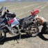 Azja na motocyklu wyprawa do Magadanu - naprawa w polu Magadan