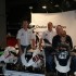 BMW AC-SCHNITZER RR CUP rozdanie nagrod - zawodnicy przy motocyklach