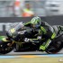 Czwarta runda MotoGP na mokrym torze we Francji fotorelacja - crutchlow zakret