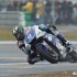 Czwarta runda MotoGP na mokrym torze we Francji fotorelacja - spies kolano