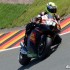 Dominacja Hiszpanow podczas niemieckiej rundy MotoGP zdjecia - kolano pirro sachsenring