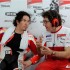 Fotogaleria z testow MotoGP na torze w Malezji - Hayden rozmowa